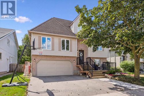 22 Pacific Pl, Guelph, ON, N1G4R6 | Card Image