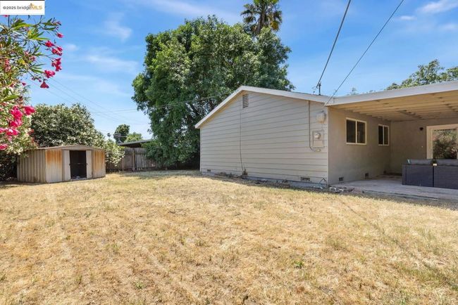 6419 Dallas Way, House other with 3 bedrooms, 2 bathrooms and 1 parking in Sacramento CA | Image 8