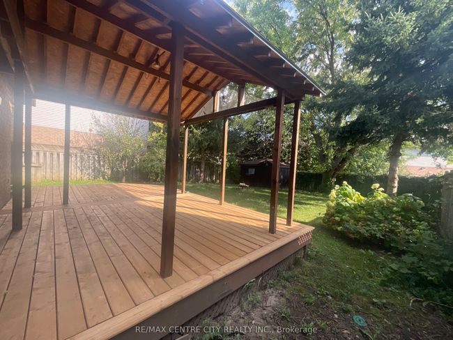 969 Apache Rd, House other with 3 bedrooms, 3 bathrooms and 4 parking in London ON | Image 9