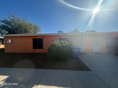 2-1827 S Jefferson Avenue, Tucson, AZ, 85711 | Card Image