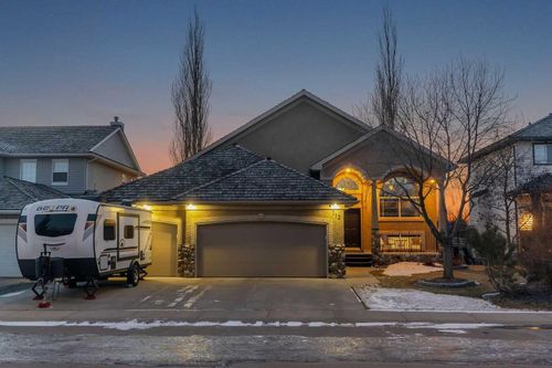713 Woodside Bay Nw, Airdrie, AB, T4B2W2 | Card Image