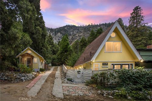 39429 Canyon Dr, Forest Falls, CA, 92339 | Card Image