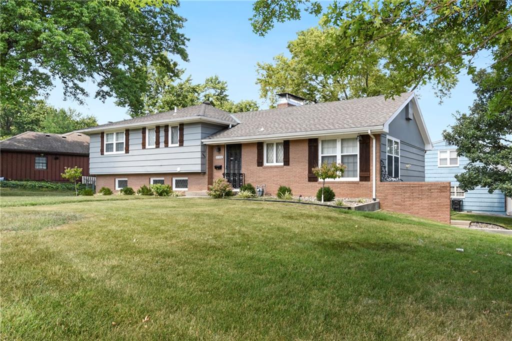32nd St, Independence, MO 64052