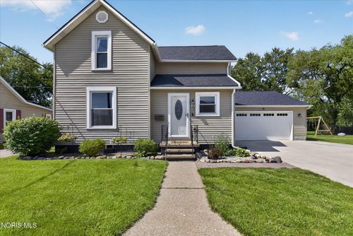 726 Park St, Napoleon, OH, 43545-1436 | Card Image