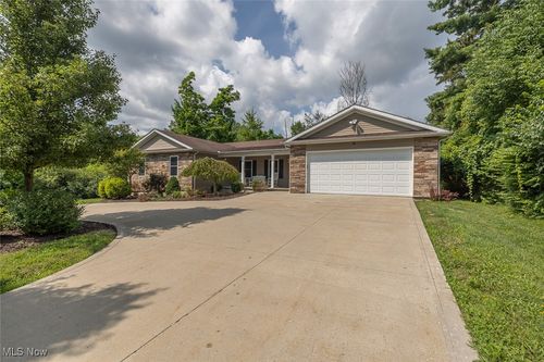 7972 Brecksville Rd, Brecksville, OH, 44141-1010 | Card Image