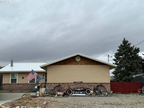 1060 D St, Baker City, OR, 97814-2241 | Card Image