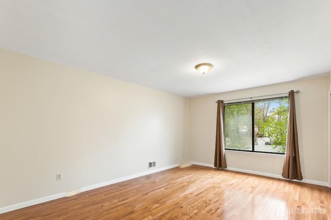144 Goldmine Ln, Townhouse with 3 bedrooms, 4 bathrooms and null parking in Old Bridge NJ | Image 13