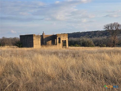 205 Grand Canyon Dr, Oglesby, TX, 76561 | Card Image