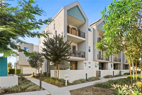 257 Sash, Irvine, CA, 92618-1463 | Card Image