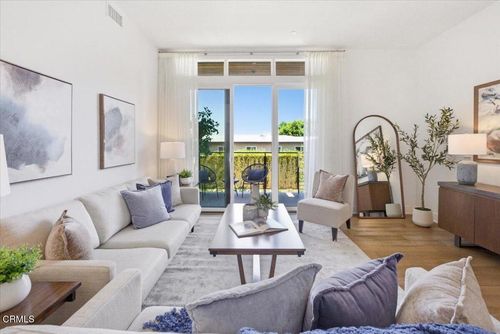 205-125 Hurlbut St, Pasadena, CA, 91105-3166 | Card Image