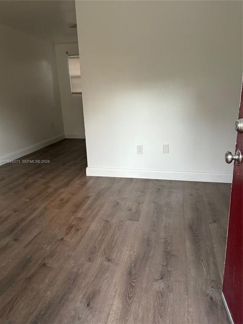 x-6507 Nw 6th Ave, Miami, FL, 33150-4367 | Card Image