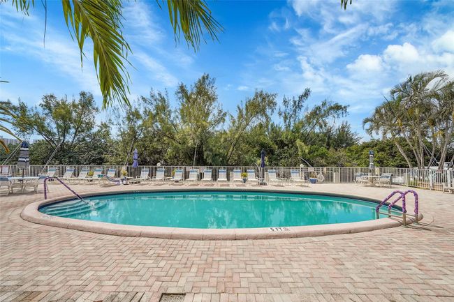 APT-401D - 2860 Ne 14 Th Street Cswy, Condo with 2 bedrooms, 2 bathrooms and null parking in Pompano Beach FL | Image 40