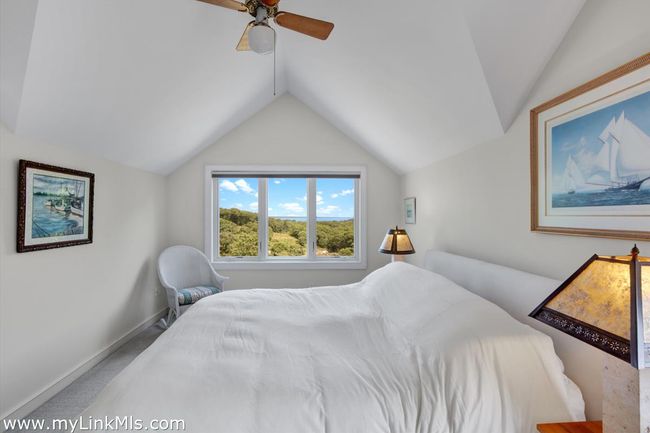 100 Gosnolds Way, House other with 4 bedrooms, 3 bathrooms and null parking in Chilmark MA | Image 34
