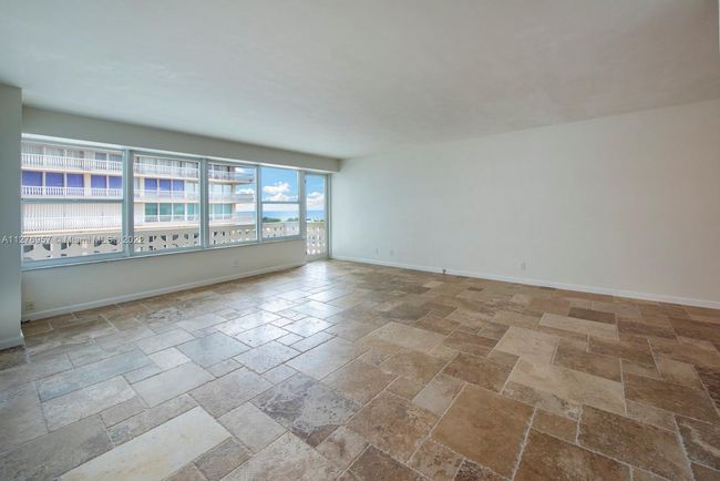 APT-302 - 4010 Galt Ocean Dr, Condo with 2 bedrooms, 2 bathrooms and null parking in Fort Lauderdale FL | Image 4