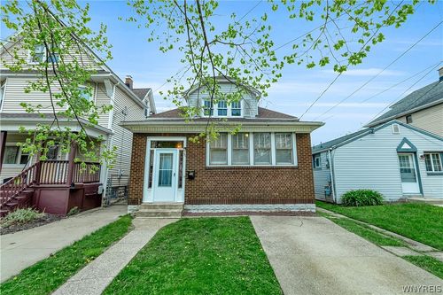 30 Ashton Pl, Buffalo, NY, 14220-2108 | Card Image