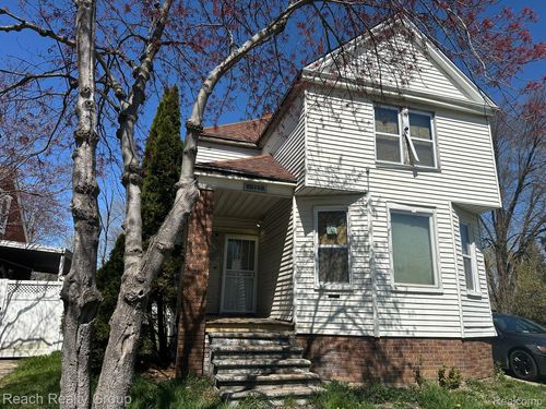 11581 Rossiter St, Detroit, MI, 48224-1613 | Card Image