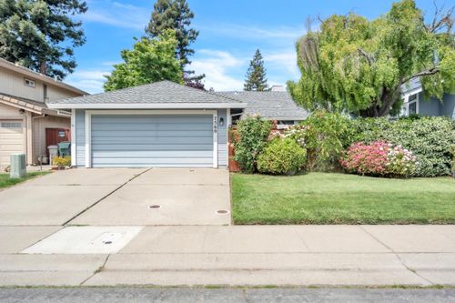 7560 Deltawind Drive, Sacramento, CA, 95831 | Card Image