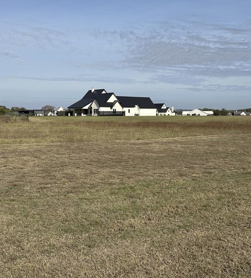 12-228 Interlaken St, Fredericksburg, TX, 78624-3886 | Card Image