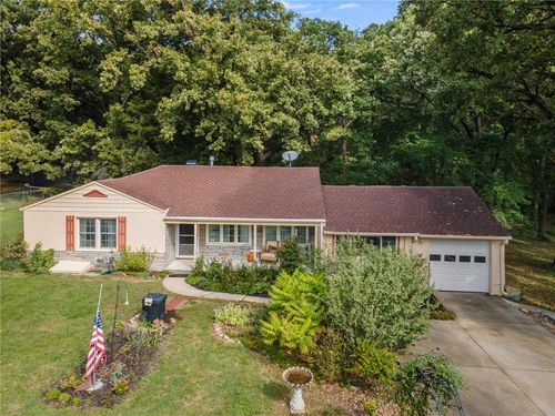 2802 Ne 56th Ter, Gladstone, MO, 64119-2315 | Card Image