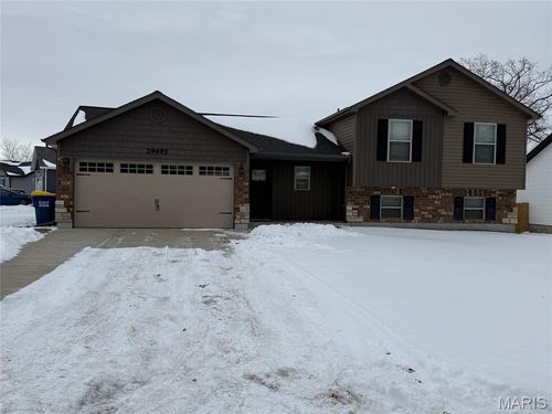 29493 Walnut Valley Ct, Wright City, MO, 63390-3229 | Card Image