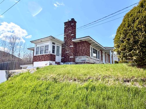 471 Madison Ave, Berlin, NH, 03570-1405 | Card Image