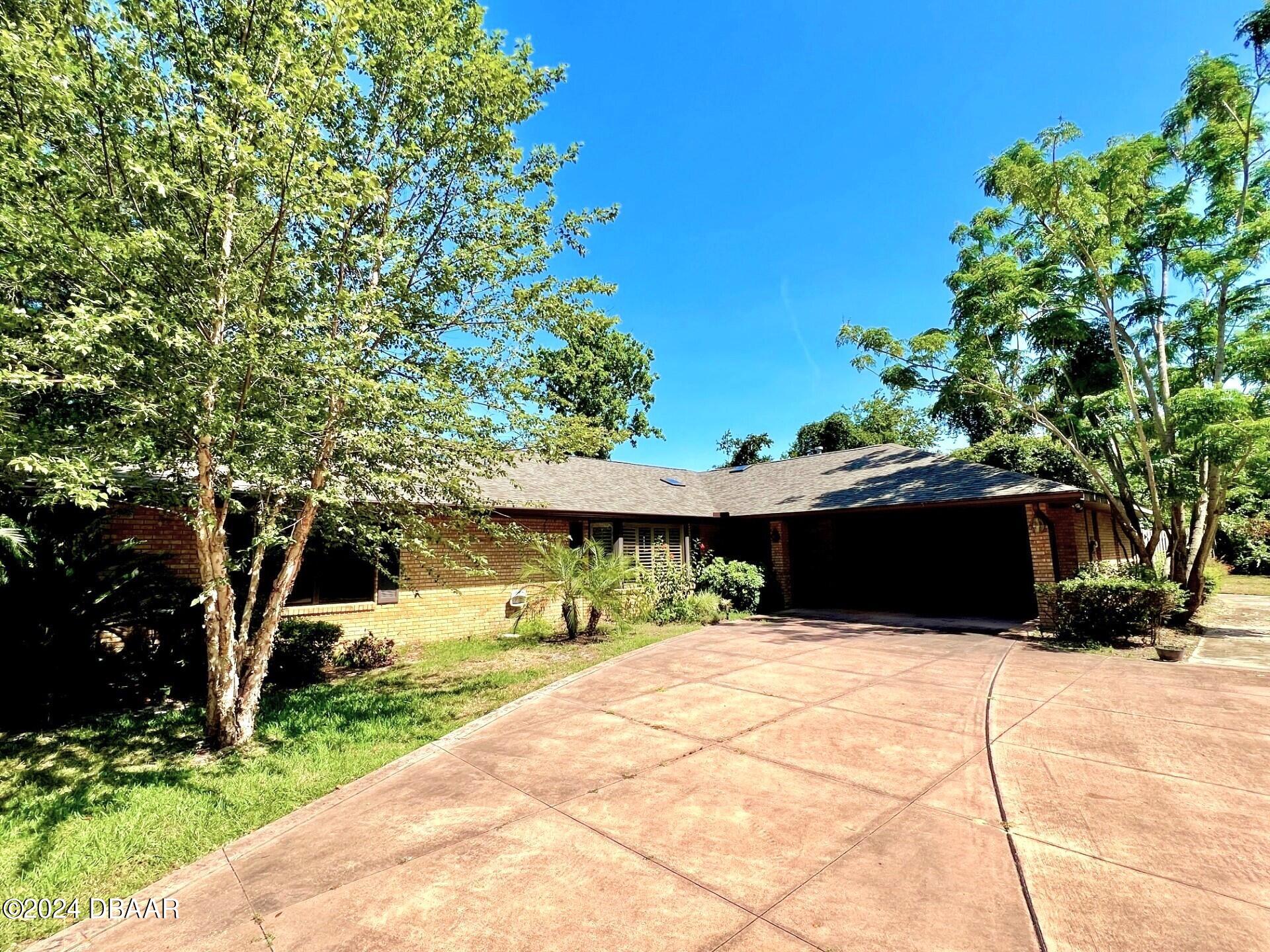 Silk Oak Ct, New Smyrna Beach, FL 32168