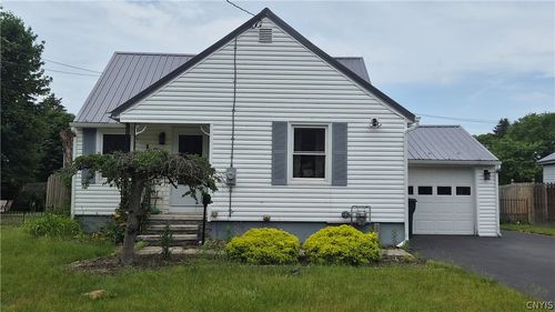 104 Van Mara Drive, Cicero, NY, 13212 | Card Image