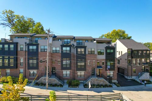 2905 Romana Pl, Cincinnati, OH, 45209 | Card Image