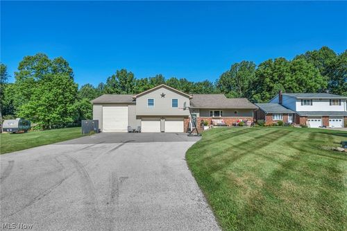 1275 Sandy Lake Rd, Ravenna, OH, 44266-9580 | Card Image