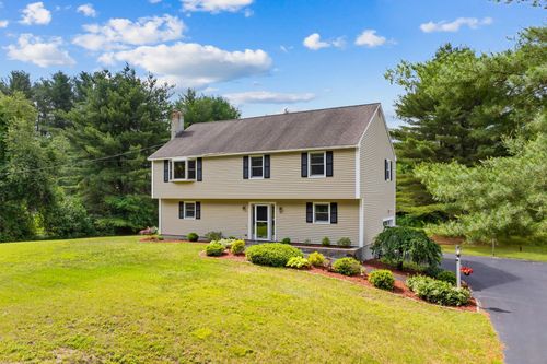 55 Wiley Hill Rd, Londonderry, NH, 03053-3144 | Card Image