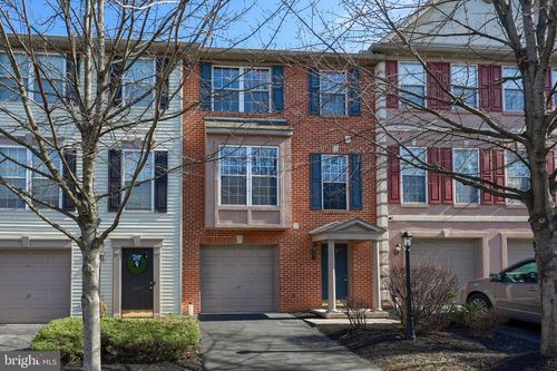 211 September Way, YORK, PA, 17403-4789 | Card Image