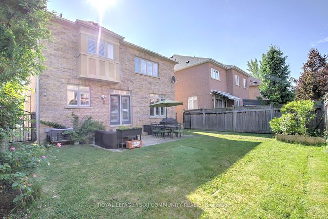 24 Rock Elm Crt, House other with 5 bedrooms, 4 bathrooms and 4 parking in Maple ON | Image 48