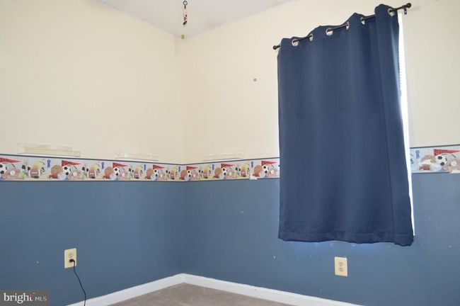 58 N Gala, Townhouse with 3 bedrooms, 1 bathrooms and null parking in Littlestown PA | Image 27