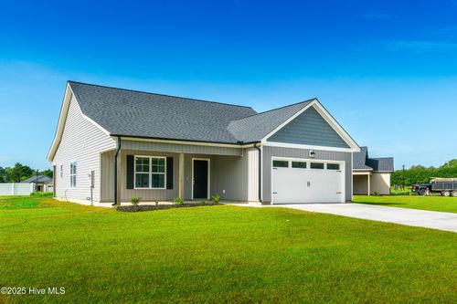 58 Hampton Way, Snow Hill, NC, 28580-3401 | Card Image