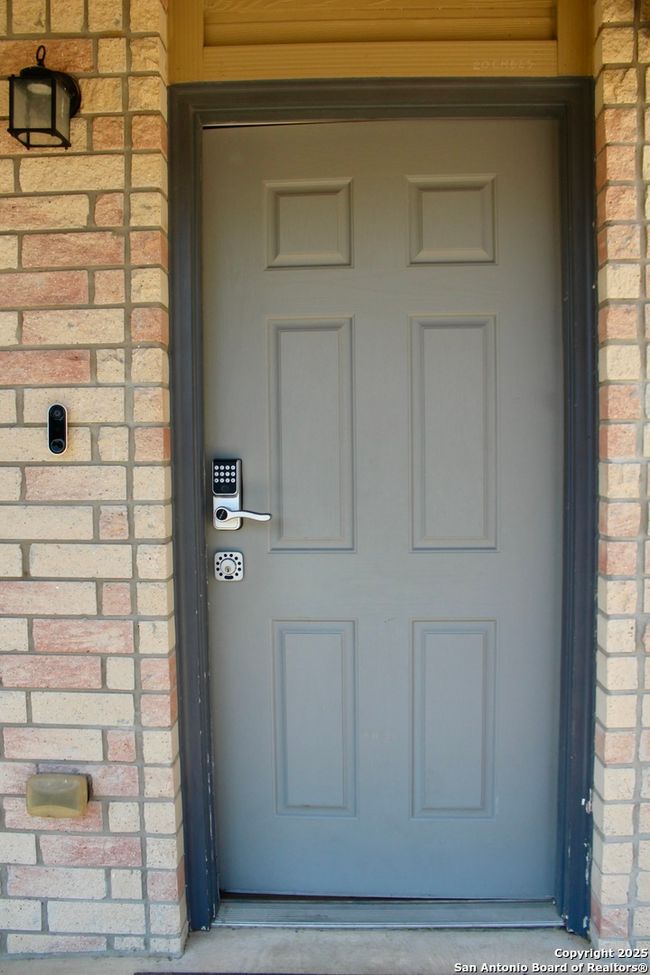 124 Hinge Path, House other with 3 bedrooms, 3 bathrooms and null parking in Cibolo TX | Image 4