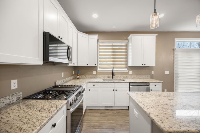 59893 Manning Dr, House other with 4 bedrooms, 3 bathrooms and null parking in New Haven MI | Image 18