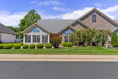 104-3810 E Cherry St, Springfield, MO, 65809-1374 | Card Image