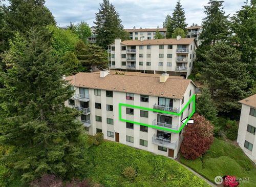 523-1220 Sw 132nd Ln, Burien, WA, 98146-3026 | Card Image