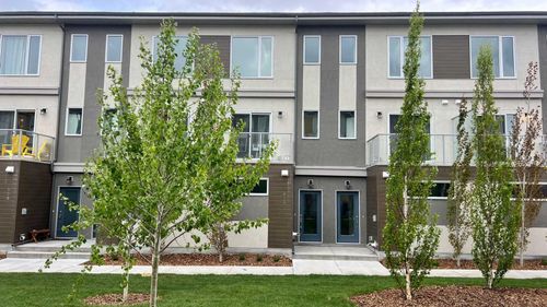 212 Shawnee Sq Sw, Calgary, AB, T2Y0W4 | Card Image