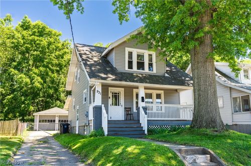 931 Dan St, Akron, OH, 44310-3438 | Card Image