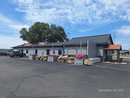 37505 Highway 18, Bridgeport, WI, 53821 | Card Image