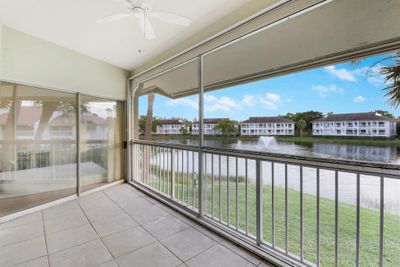 225 Cypress Point Drive, Condo with 2 bedrooms, 2 bathrooms and null parking in Palm Beach Gardens FL | Image 3