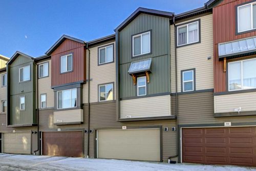 92-16903 68 St, Edmonton, AB, T5Z0R1 | Card Image