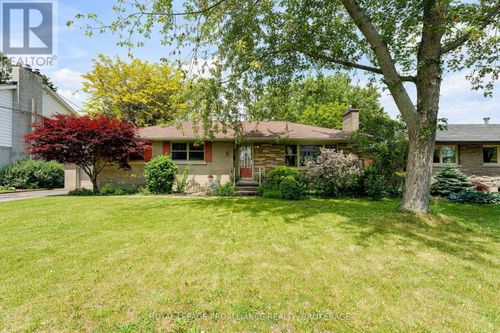 5 Watts Cres, Kingston, ON, K7M2P4 | Card Image
