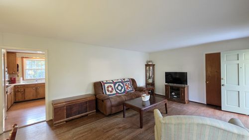 517 Meadowgreen Dr, Franklin, TN, 37069-4510 | Card Image