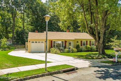 16 Eisenhower Court, House other with 3 bedrooms, 2 bathrooms and null parking in Matawan NJ | Image 3