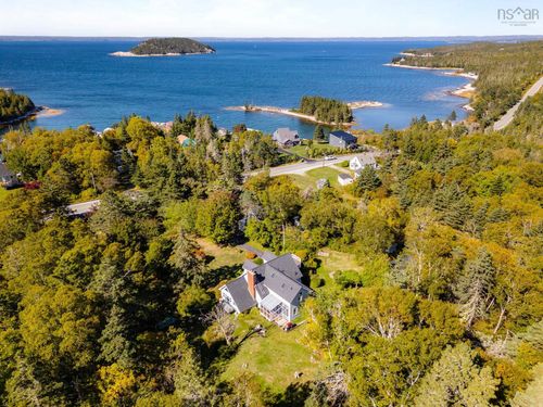 8979 Peggys Cove Rd, Indian Harbour, NS, B3Z3P2 | Card Image