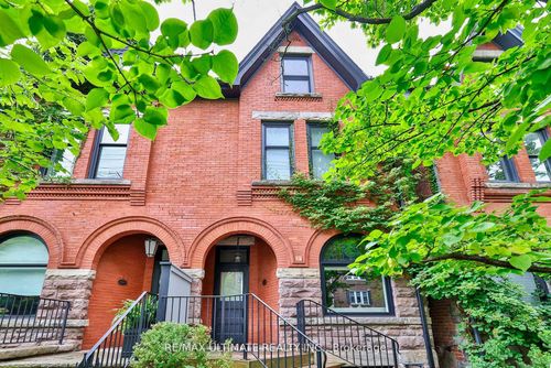 39 Macpherson Ave, Toronto, ON, M5R1W7 | Card Image