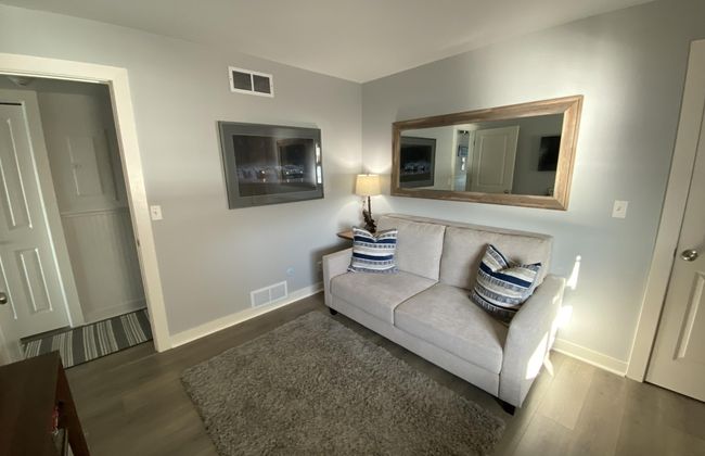 APT-29E - 400 Lakeview Ct, Condo with 2 bedrooms, 2 bathrooms and null parking in Spring Lake MI | Image 42