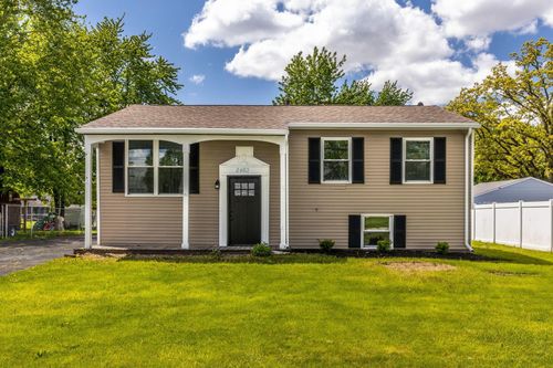 2463 Capaldi Dr, Marion, OH, 43302-8630 | Card Image